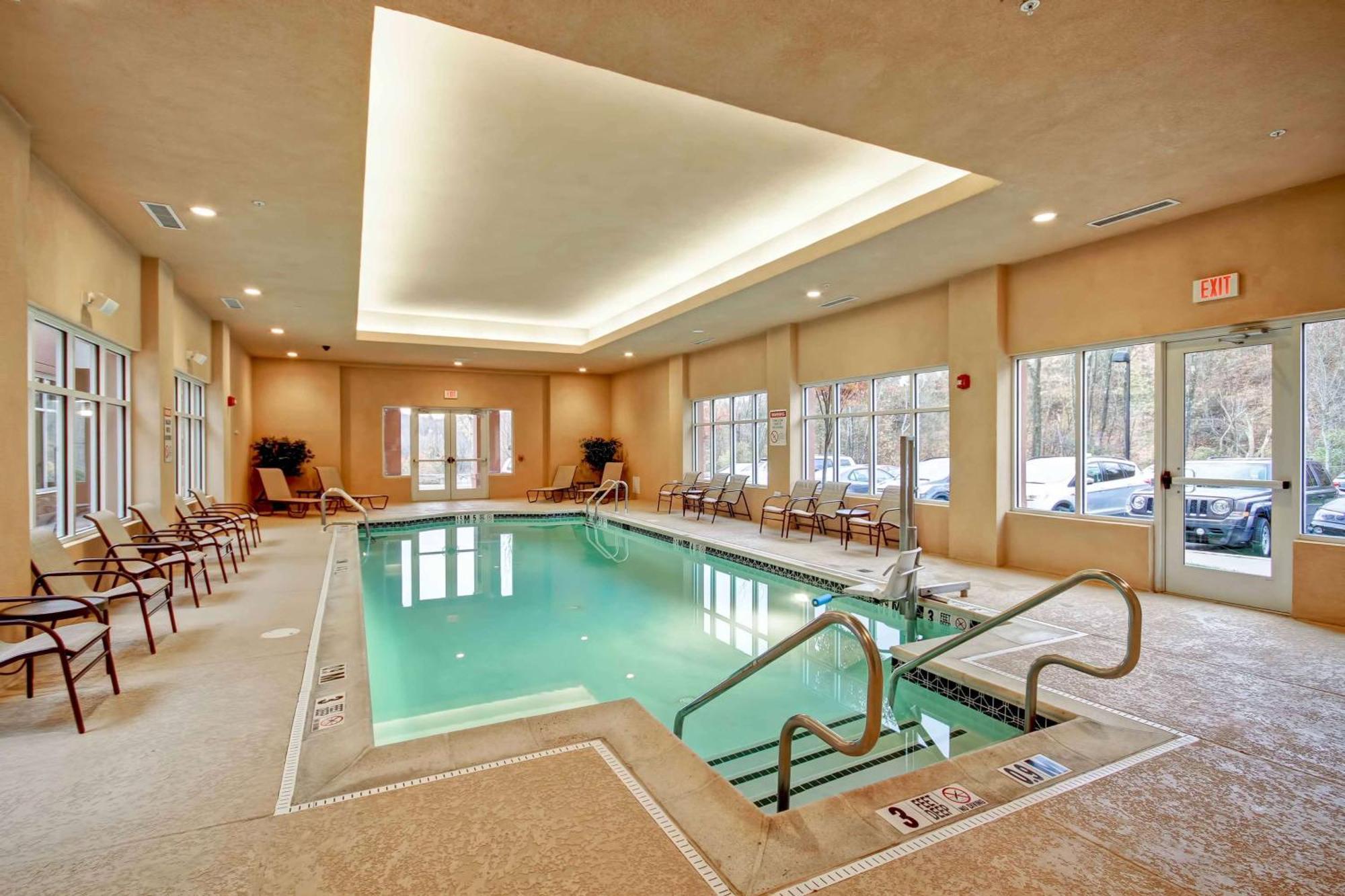 Homewood - Doylestown Hotel Warrington